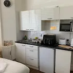 The Glenroy Guest House